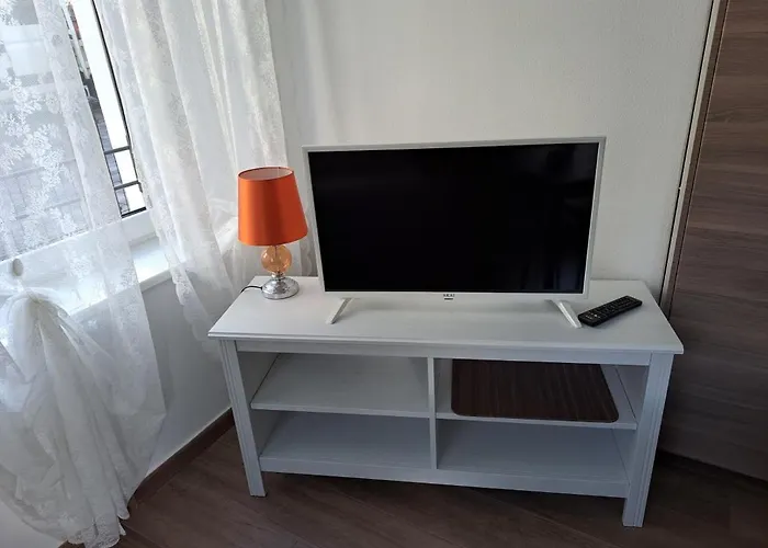 Lägenhet Ester -residenze Dolomitiche- *